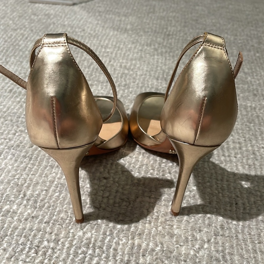 Schutz Saasha Lee Metallic Heel - Picture 4 of 9